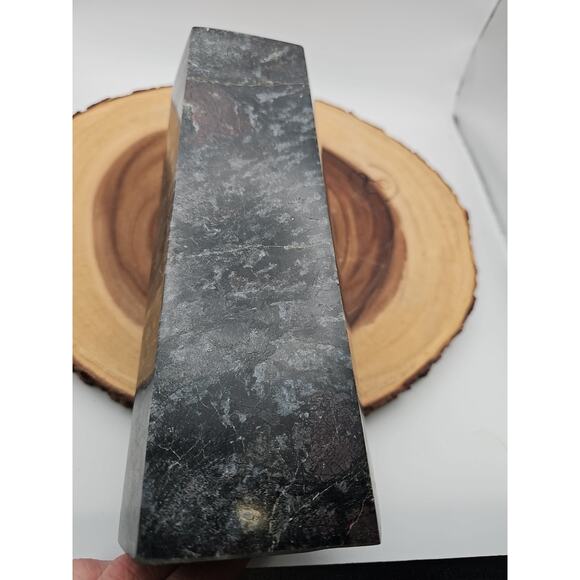 8.23lb Arfvedsonite Garnet Blue Flashes Crystal Point Tower Polished - Picture 9 of 13